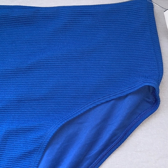 NEW- Vibrant Blue High-Waisted Bikini Bottom
4/$20 - Picture 6 of 7